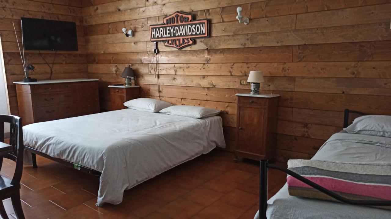 Casa Olmi Hotel Castiglione dʼIntelvi Buitenkant foto