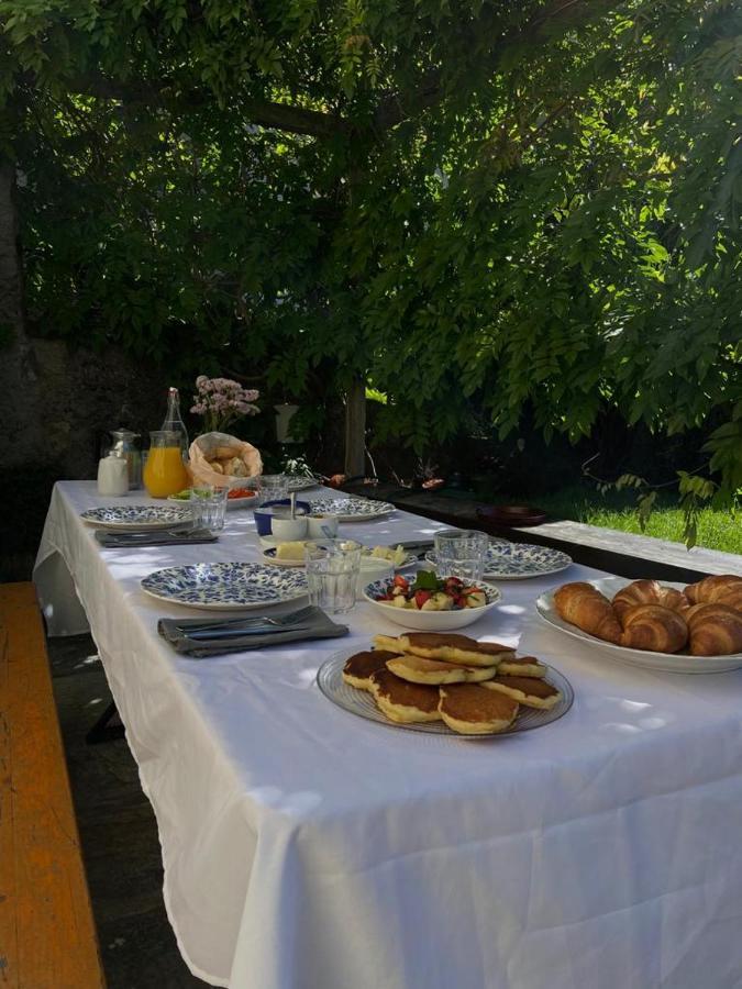 Casa Olmi Hotel Castiglione dʼIntelvi Buitenkant foto